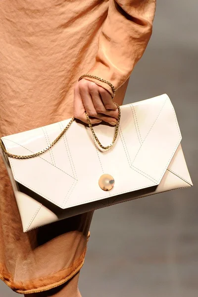 Look 61